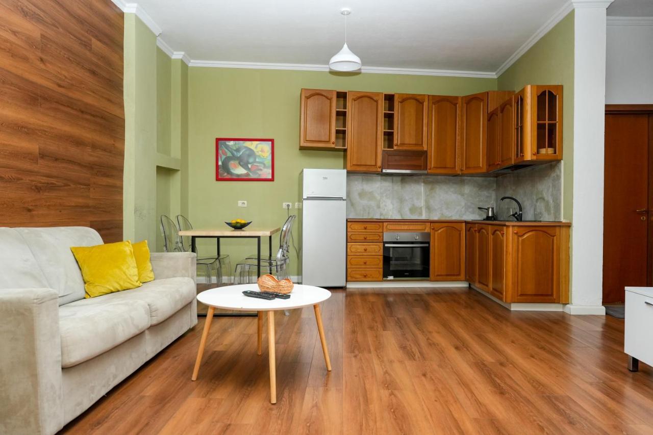 Cozy Apartment In The Heart Of Tirana ! Zewnętrze zdjęcie